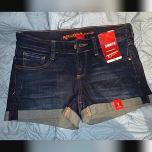 Arizona brand shorts size: 3